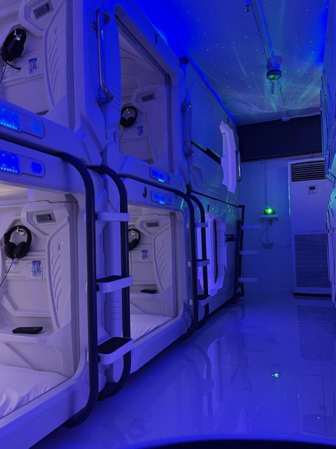 Bmax Spacepods Lapu-Lapu City Exterior foto